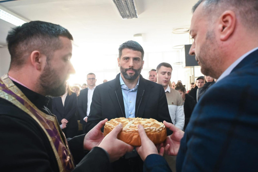 Šapić: OŠ "Oslobodioci Beograda" u septembru dobija novu zgradu, povećavamo bezbednost u školama