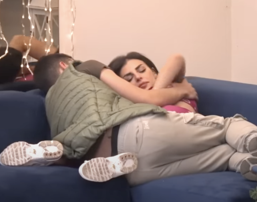 Mali Peja šokirao! U inat Eni bi spavao sa drugom devojkom: Prošlo mi je to kroz glavu!