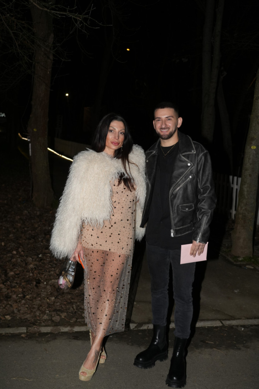 Anabela Atijas proslavlja jubilarni 50. rođendan: Okupila porodicu, prijatelje i kolege, a tu je i uhapšeni pevač (FOTO)