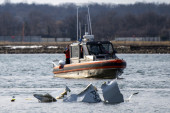 Pronađene crne kutije! Istraga sudara aviona i helikoptera iznad Vašingtona u toku - ispituje se niz propusta (FOTO)