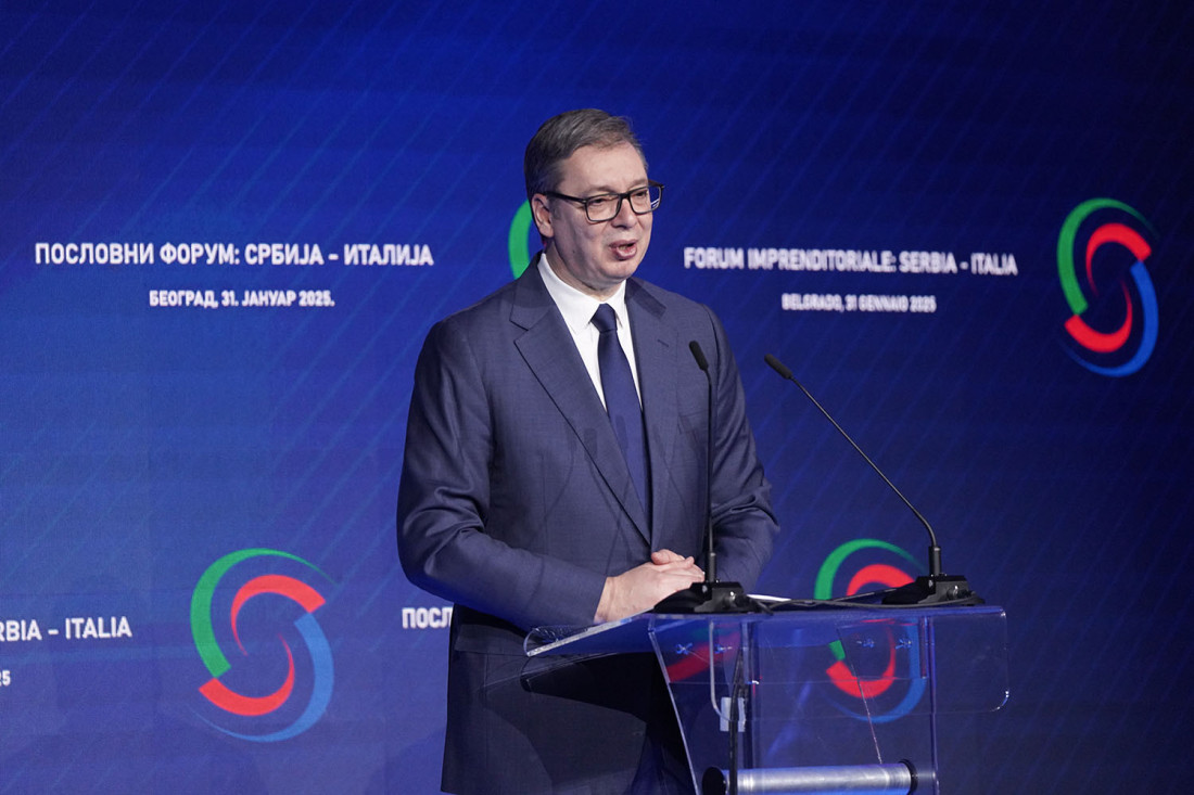 Poslovni forum Srbija-Italija u Beogradu; Vučić poručio: Učešće Rima na EXPO za nas od izvanrednog značaja (FOTO)