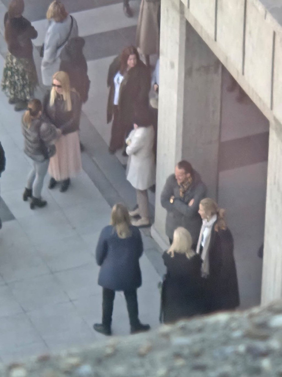 Ko je to ispred Palate pravde? Šolakovi tužioci protestuju ispred Tužilaštva (FOTO)