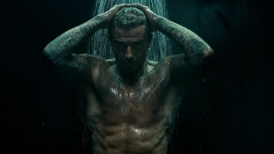 Ljudi ne prestaju da pričaju o novoj Bekamovoj reklami: Sada nam je jasno i zašto (FOTO)