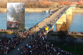 Vašar, kič i nedolično ponašanje: Opozicioni lideri dominirali na skupu u Novom Sadu (FOTO/VIDEO)