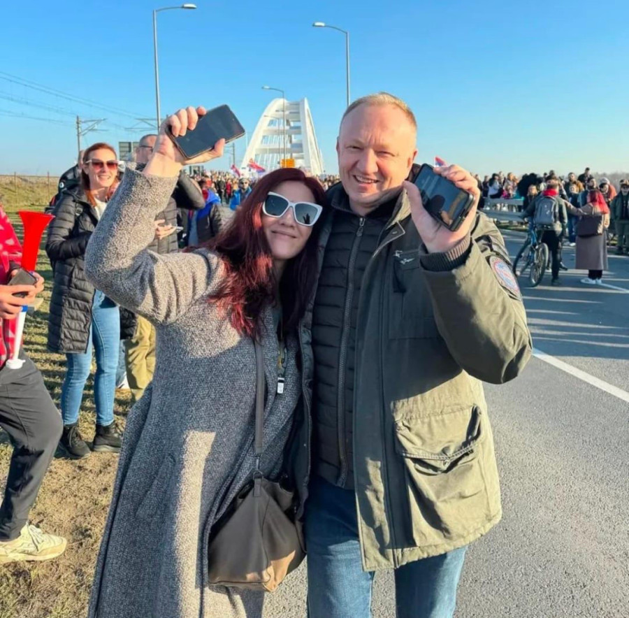 Studenti, ćao! Odavde oni preuzimaju! Opozicija od danas zvanično vodi proteste!