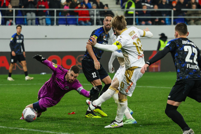 Nema penala, nema gola, 3 puta pogođen okvir: Pogledajte i gol odluke Kataija, kao i ostale hajlajtse u FULL HD (VIDEO)