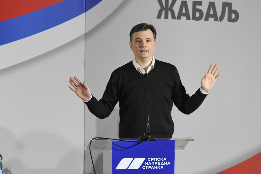 Neće Dinko Gruhonjić reći gde je Vojvodina, narod će se pitati! Vučević u Žablju - nema prelazne vlade ni ekspertske, samo srpska vlada