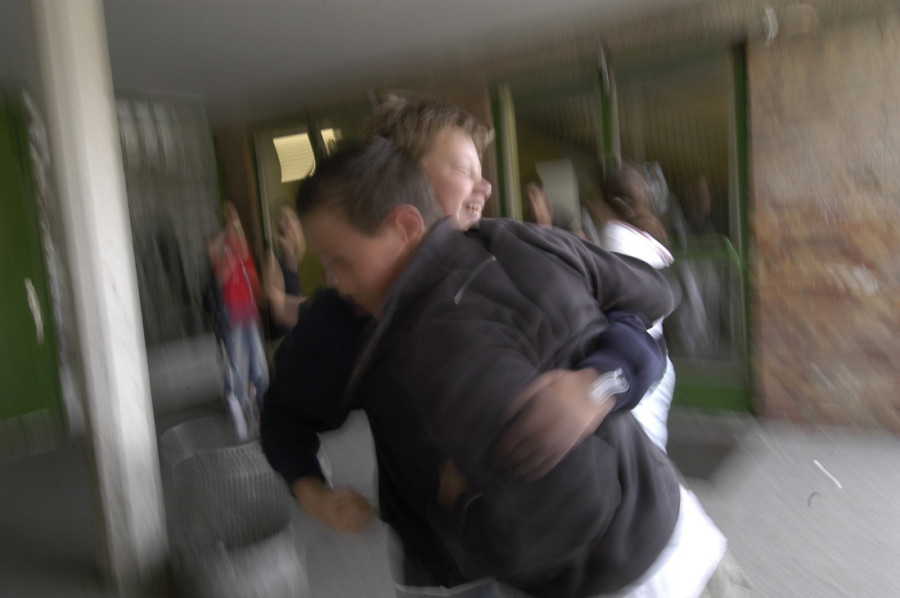 Razbijene lobanje u napadu krvoločnog čopora: Dečije bande sve okrutnije, a evo i zašto