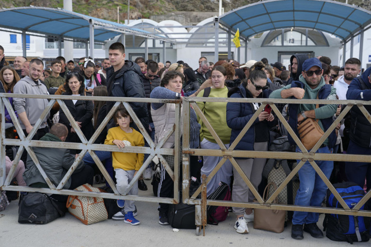 Čeka li Santorini razorni zemljotres? Ni evakuacija nije bezbedna, samo je jedno mesto sigurno