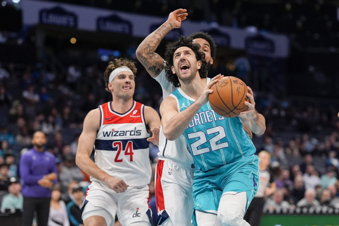 Vasa se opet seli! Ali, sada ide u tim kod jednog od najboljih igrača današnjice, MVP-a i šampiona NBA