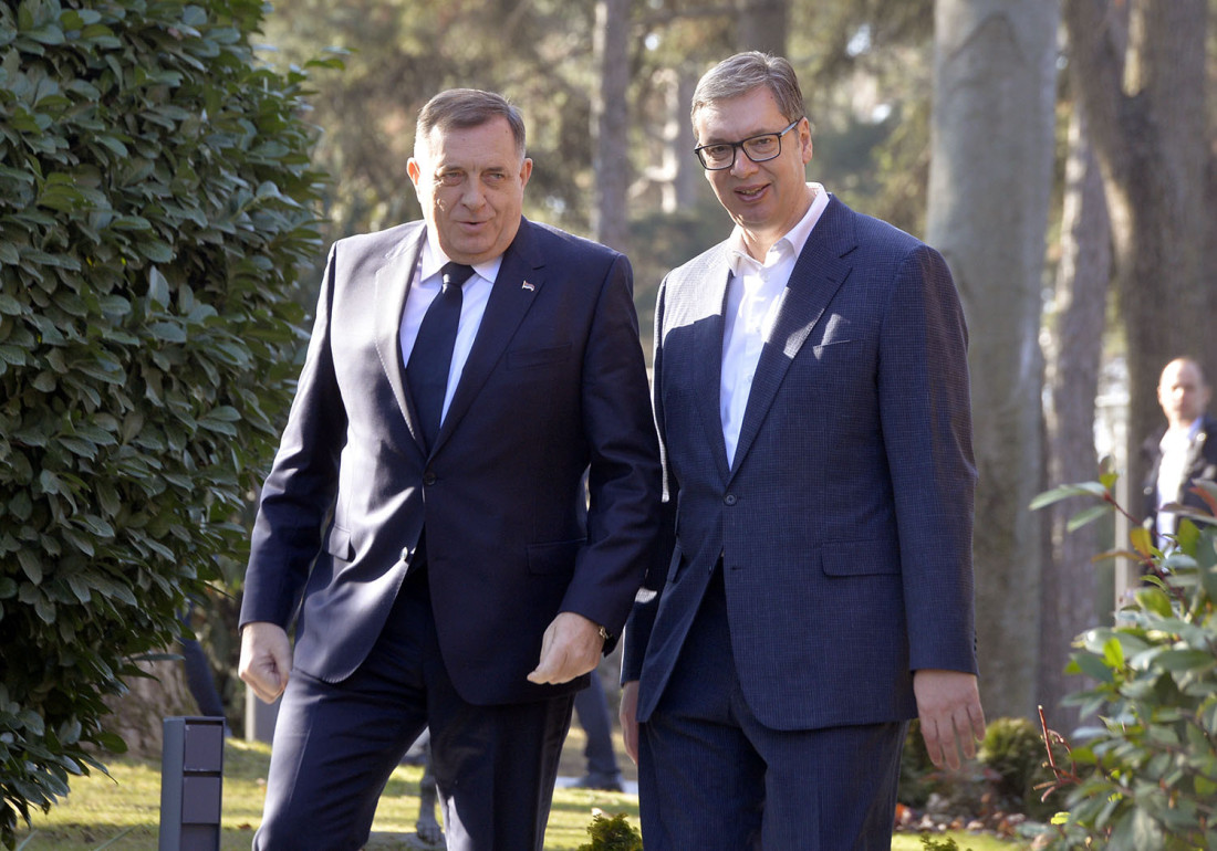 Vučić posle sastanka sa Dodikom: Zajednički nam je cilj očuvanje mira, jačanje privrednog rasta... (FOTO)