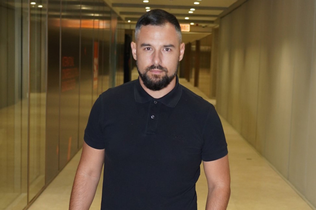 Hitna pomoć je zbog njega redovno bila u Grandu: Pevač je stalno padao u nesvest!