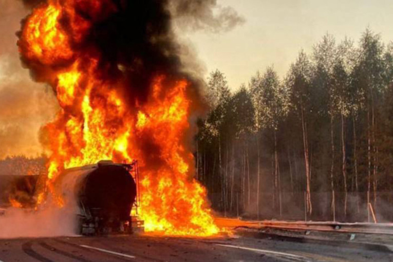 Požar u oblasti Antalije stavljen pod kontrolu! Evakuisani gosti iz nekoliko hotela