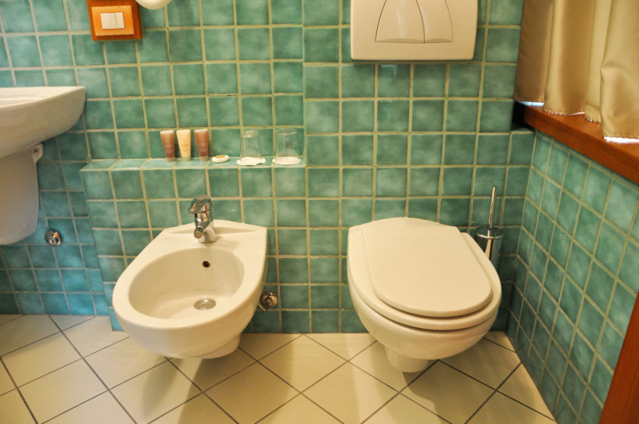 "Ružni" enterijer iz 70-ih se neočekivano vraća u domove: Kupatila su prva na tapetu, baš kao nekad kod bake