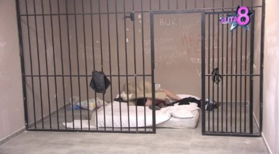 Novopečeni NN tata u vreloj akciji sa Anom Spasojević! Munjez pronašao utehu, pa zatresao zidine zatvora (FOTO)