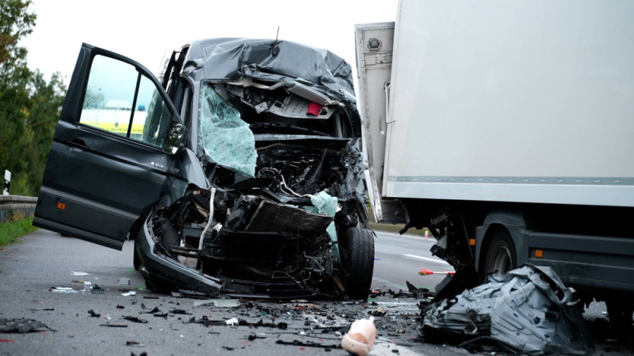 Udes sa stranim vozačem u Srbiji: Kako se naplaćuje šteta i koliko dugo traje postupak?