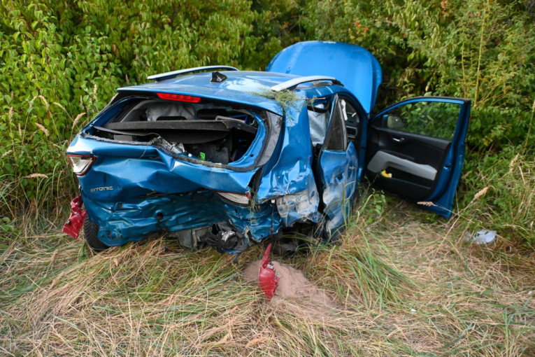 Drama u Čačku! Izgoreo motor, polomljena i nadzorna kamera (VIDEO)