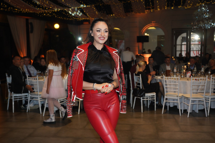 Ko je srpski Paf Dedi? Nakon tvrdnji Olje Bajrami estrada zagrmela: Neka sjaše, sram je bilo!