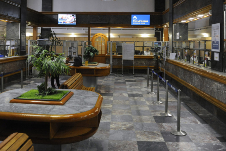 Roboti sortiraju pošiljke u Kragujevcu: Uskoro i u Beogradu i Novom Sadu