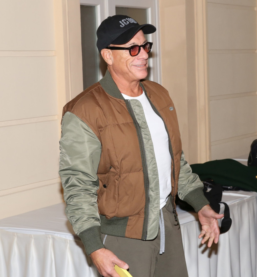 Žan-Klod van Dam upleten u lanac prostitucije: Glumac je koristio usluge prostitutki u Rumuniji?