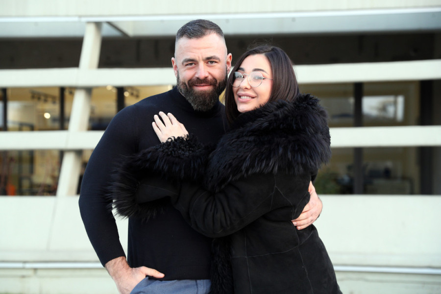 Sanja Vučić pokazala kako je izgledala sa 17 godina: Dukserice nije skidala, a ovo su joj bile omiljene frizure (FOTO)