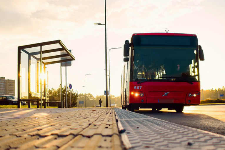 Kolaps trola, pa krkljanac u širem centru: Izbegnite kolone uz kamere 24sedam uživo (VIDEO)
