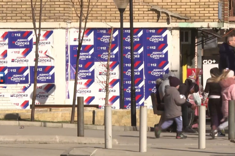 Perović poručio iz Zubinog Potoka: Nećemo dozvoliti da srpska deca budu maltretirana! (FOTO)