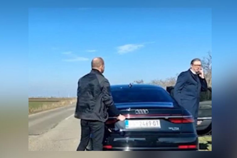 Novi snimak opasnog incidenta: Trenutak kada Vučić izlazi iz automobila kome je u pokretu ispao točak (VIDEO)