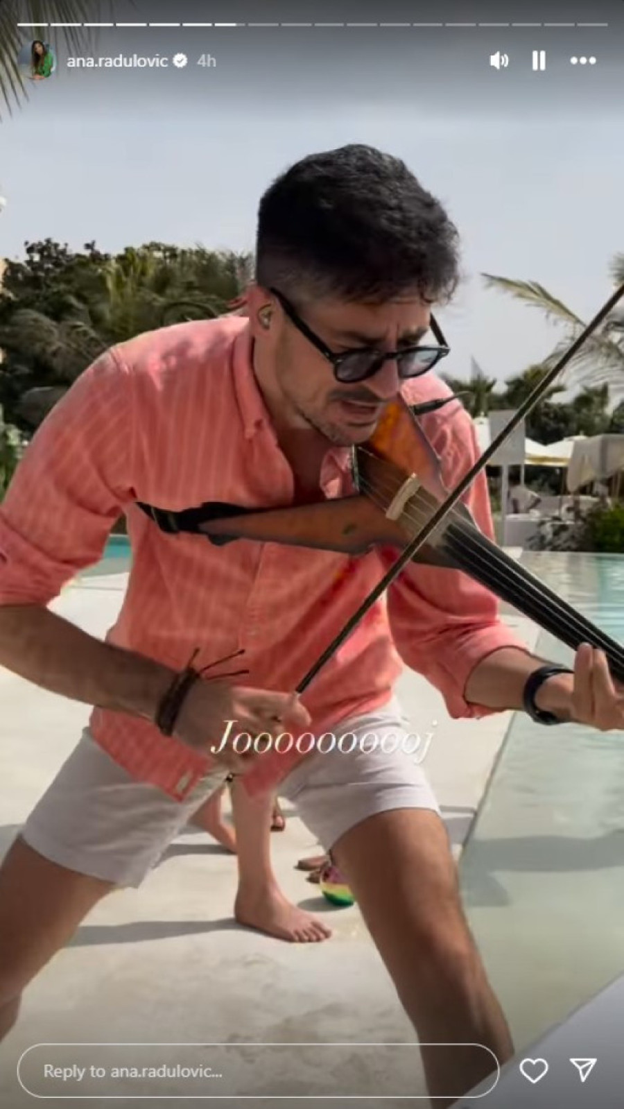 Ana Radulović nakon razvoda grmi u Dubaiju! Voditeljki sviraju na uvce, provodi se za sve pare