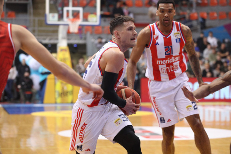 Kakva Zvezda, moćna Zvezda: Crveno-beli demolirali Borac i plasirali se u polufinale Kupa Radivoja Koraća! (GALERIJA)