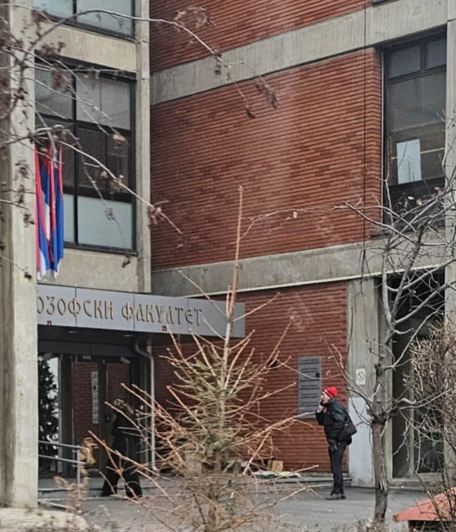 Poznati albanski lobista posetio studente! Evo sa kim se sve susreo ljubitelj bande iz Prištine (FOTO)