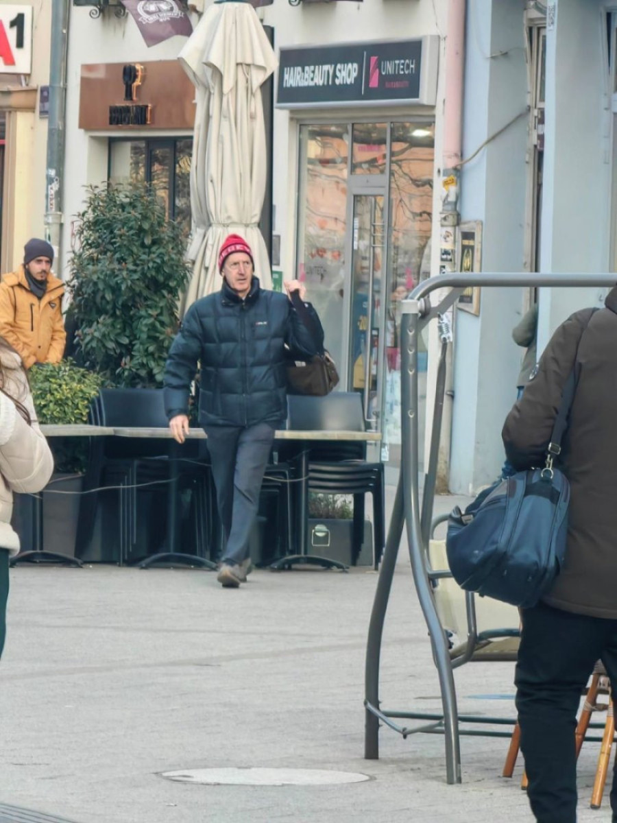 Poznati albanski lobista posetio studente! Evo sa kim se sve susreo ljubitelj bande iz Prištine (FOTO)