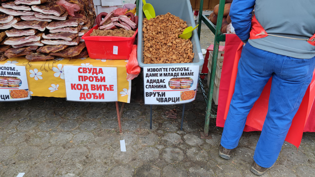 Kada jedete da je osetite od jezika do srca! I da se radujete! Prvak "Slaninijade" nam otkrio kako izabrati najbolju slaninu (VIDEO)