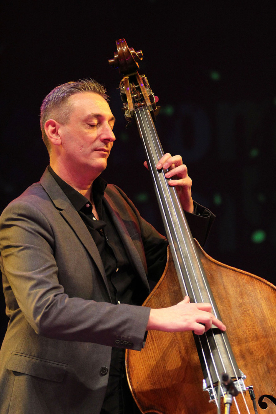 Skrivena dela Nenada Vasilića: Povodom 25 godina karijere, album koji donosi nešto specijalno (FOTO/VIDEO)