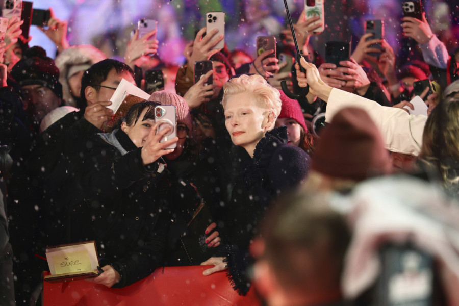 Otvoren 75. filmski festival u Berlinu: Zvezda večeri bila je Tilda Svinton (FOTO)