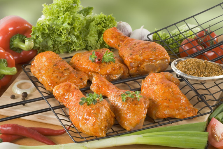 Svi prave istu grešku kod marinade: Jedan detalj u pripremi potpuno menja ukus mesa i čini ga sočnijim