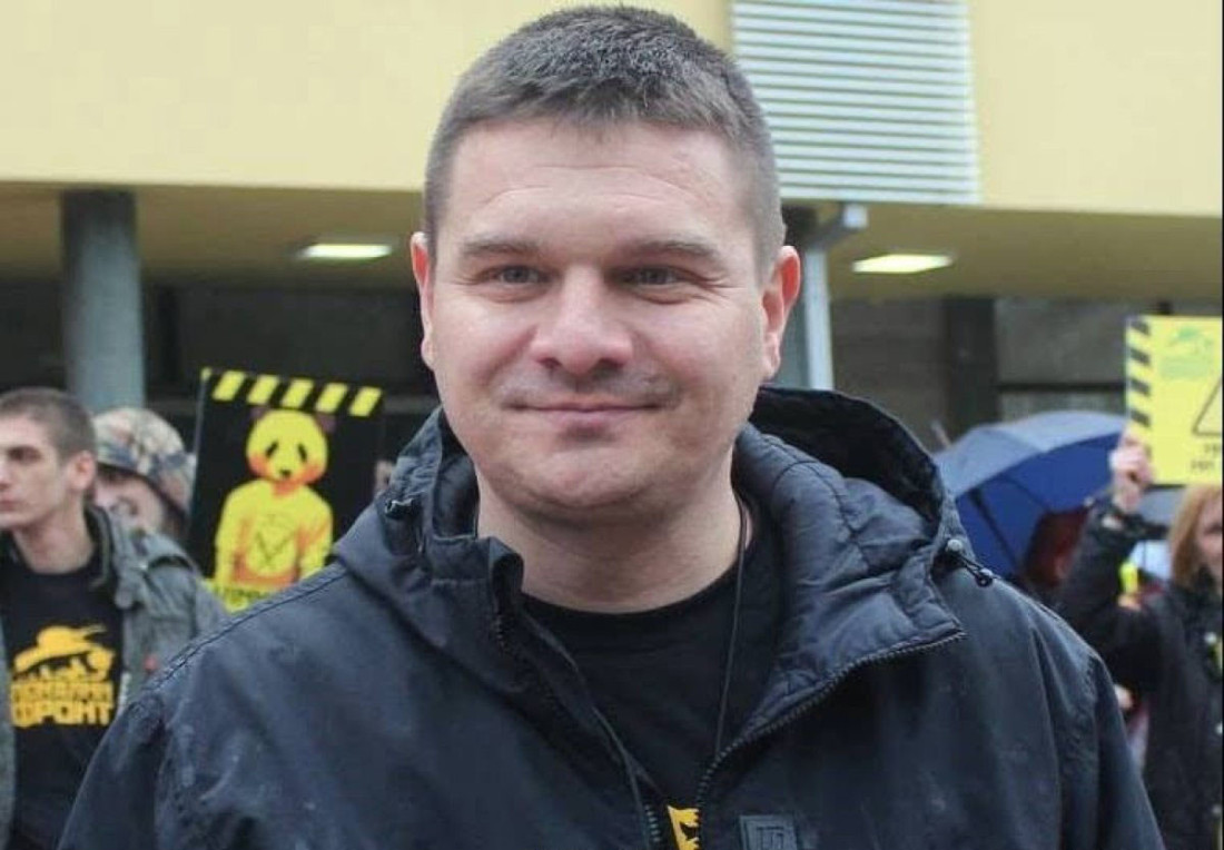 U Kraljevu pretučen funkcioner SNS-a! Đorđu napadač naneo teške povrede (FOTO)