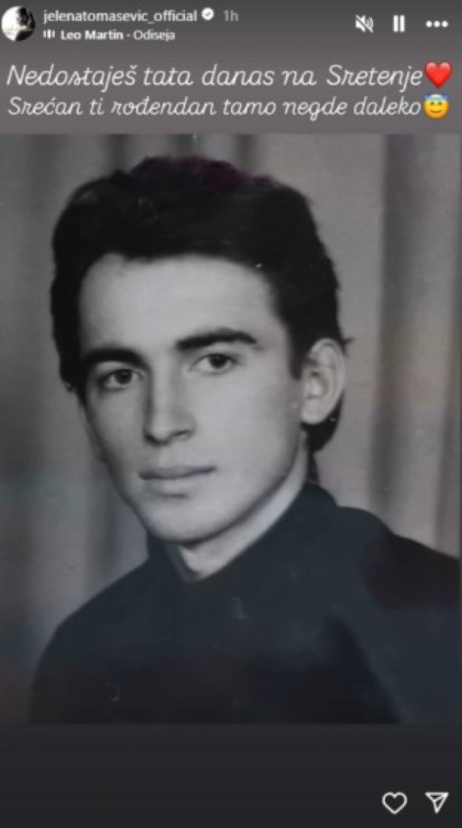 Tuga u domu Jelene Tomašević: Pevačica se rasula na sitne komade zbog očeve smrti