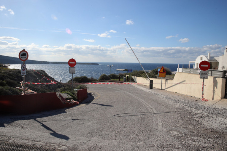 Grčki seizmolog otkriva da li će prestati zemljotresi na Santoriniju