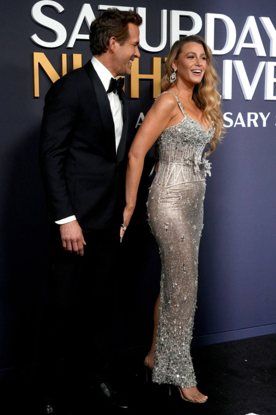 Tri slavna para, tri moćna stila: Modna izdanja koja su oduvala sve prisutne na SNL proslavi (FOTO)