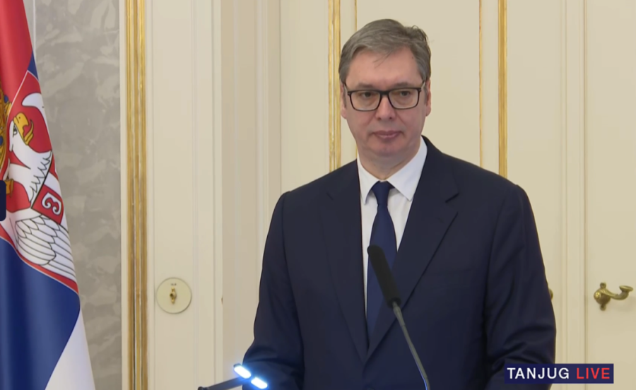 "Hvala vam za ovaj čin,  ostaće mi urezan kao jedan od najlepših dana u životu": Šujok uručio Vučiću Veliki krst Ordena za zasluge