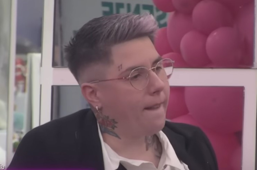 Matora i dalje ne skida verenički prsten s ruke, s knedlom u grlu izustila: Drag mi je i uvek ću ga nositi!