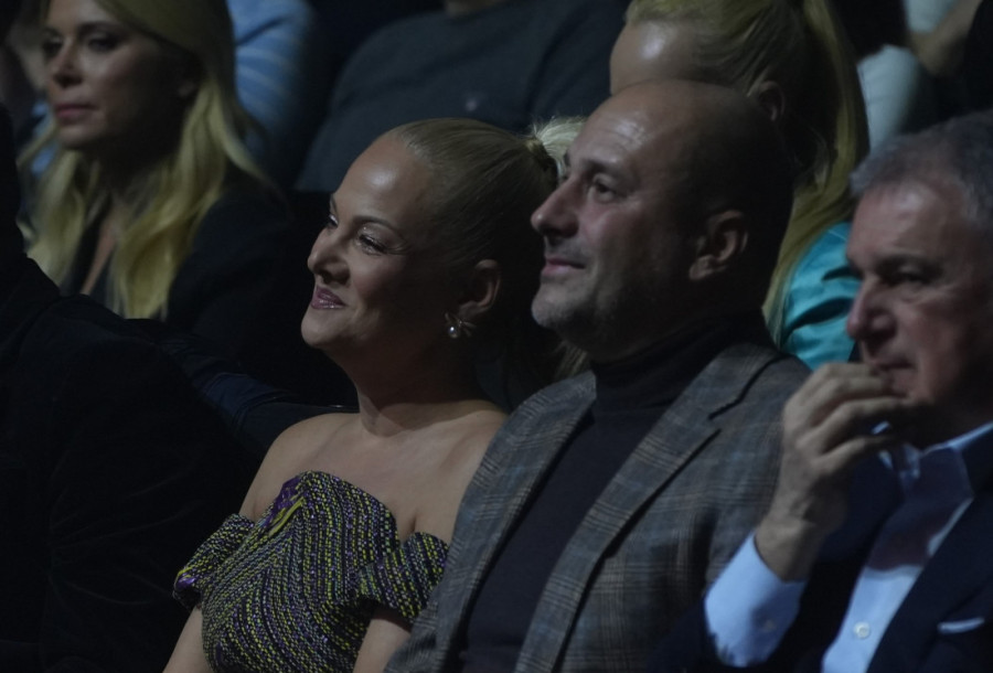 Ćerke Šabana Šaulića plaču na koncertu koji je posvećen njihovom ocu: Ne mogu da zaustave suze