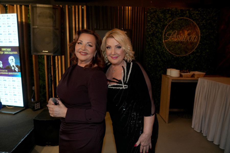 Zaratile Ceca i Bekuta! U sve umešana i ova pevačica: "Izbegavaju se u širokom luku!"