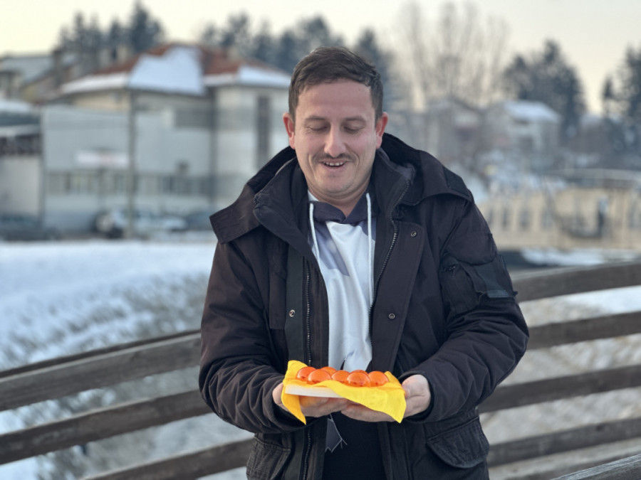 Neobična kolekcija čuvenog pešterskog rendžera: Sabahudin ima staklene Zmajeve kugle koje su stigle čak iz Francuske