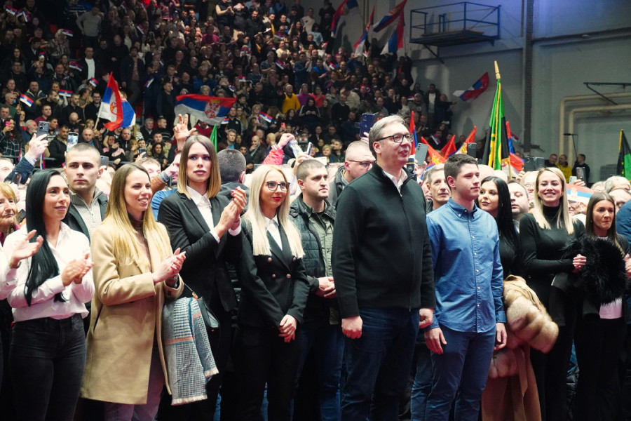 Vučić u poseti Braničevskom okrugu: Izborićemo se zajedno za život i pobedu Srbije (FOTO/VIDEO)