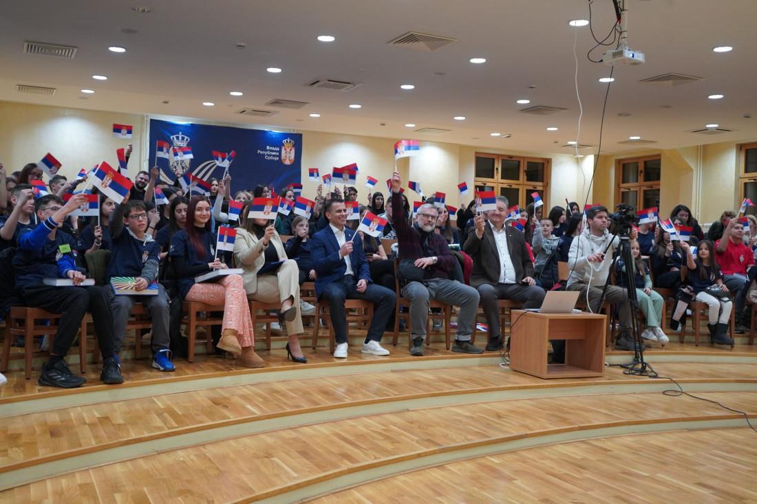 Za čvršće mostove: Palić preplavila deca i mostovi sa dijasporom (FOTO)