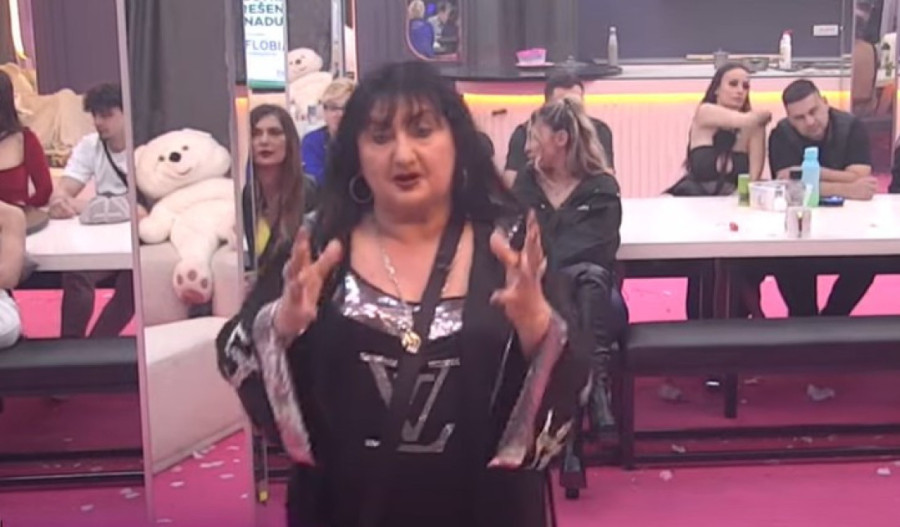 Hitno napustila "Elitu": Veliki šef doneo vanrednu odluku, takmičari u suzama