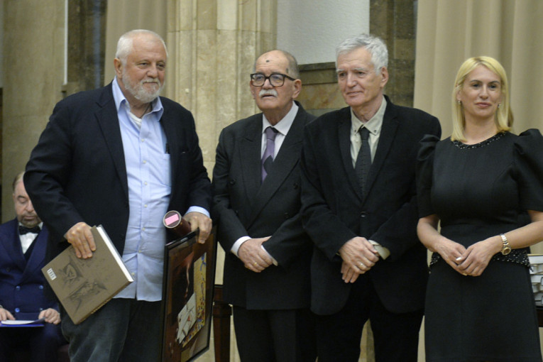 Predragu Gagi Antonijeviću i Aleksandru Berčeku Vukova nagrada: Pogledajte ko su ostali dobitnici (FOTO)