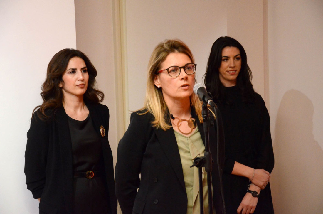 Čovek koji je spojio tradiciju i savremenu umetnost: Otvorena izložba posvećena naivnom slikaru Janu Knjazovicu (FOTO)